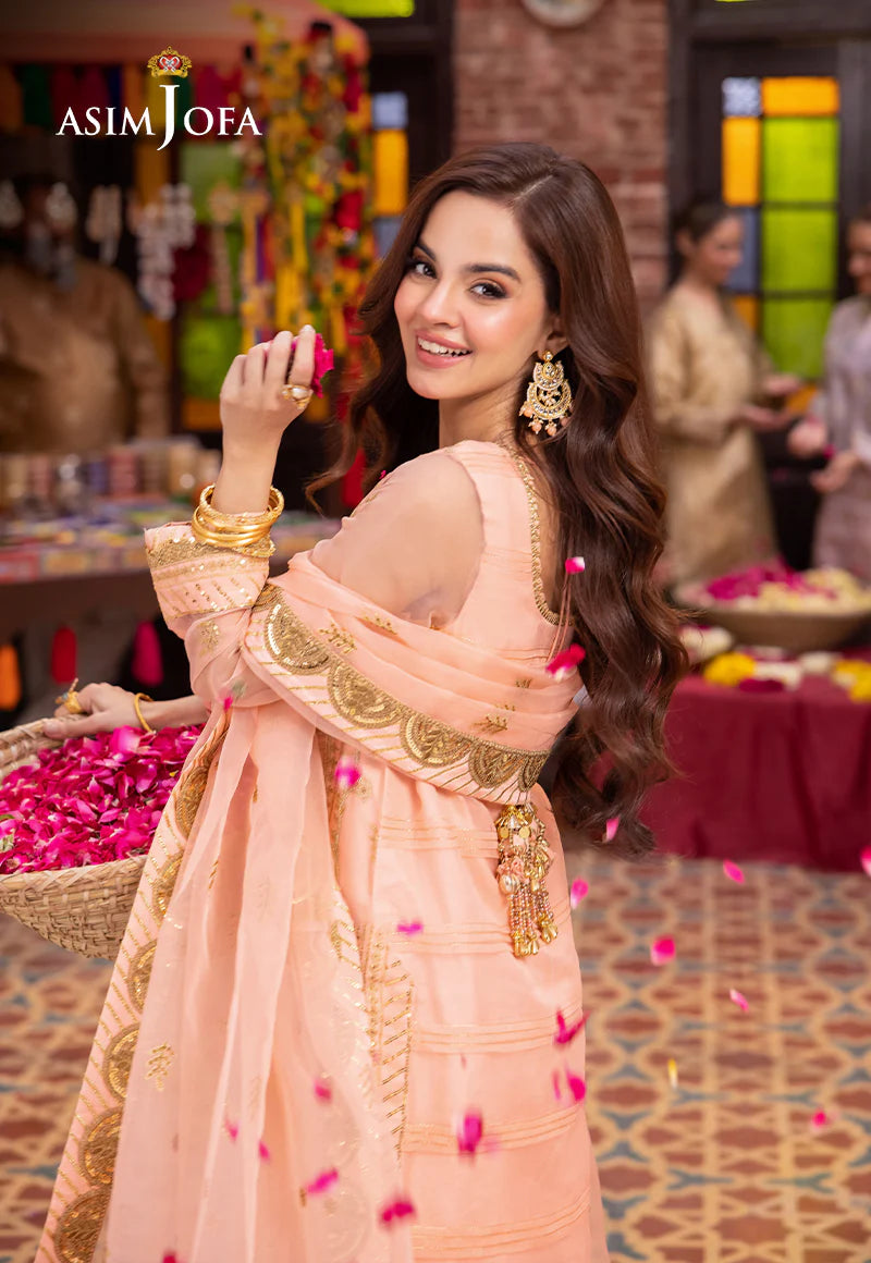 Peach festive Pakistani Salwar suit