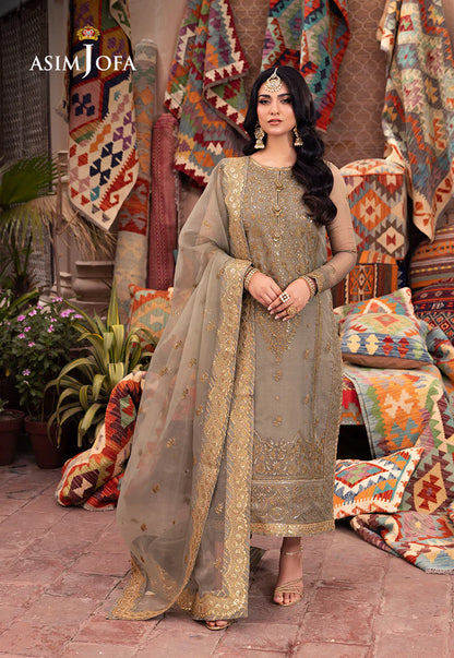 Green festive Pakistani women salwar suit 